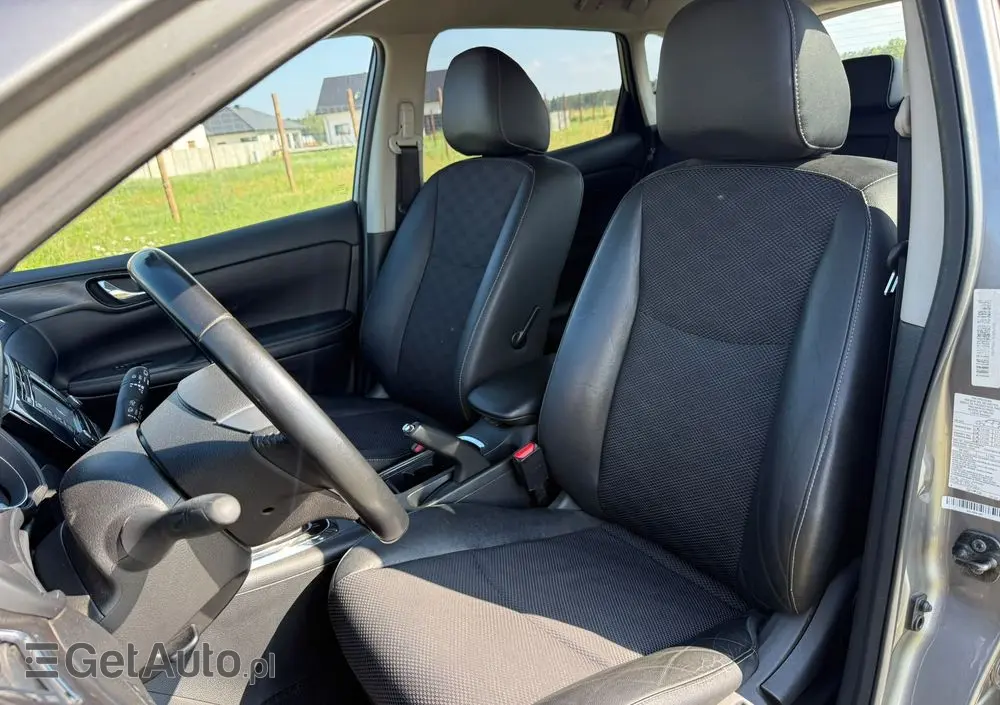 NISSAN Pulsar 1.2 DIG-T Black Edition