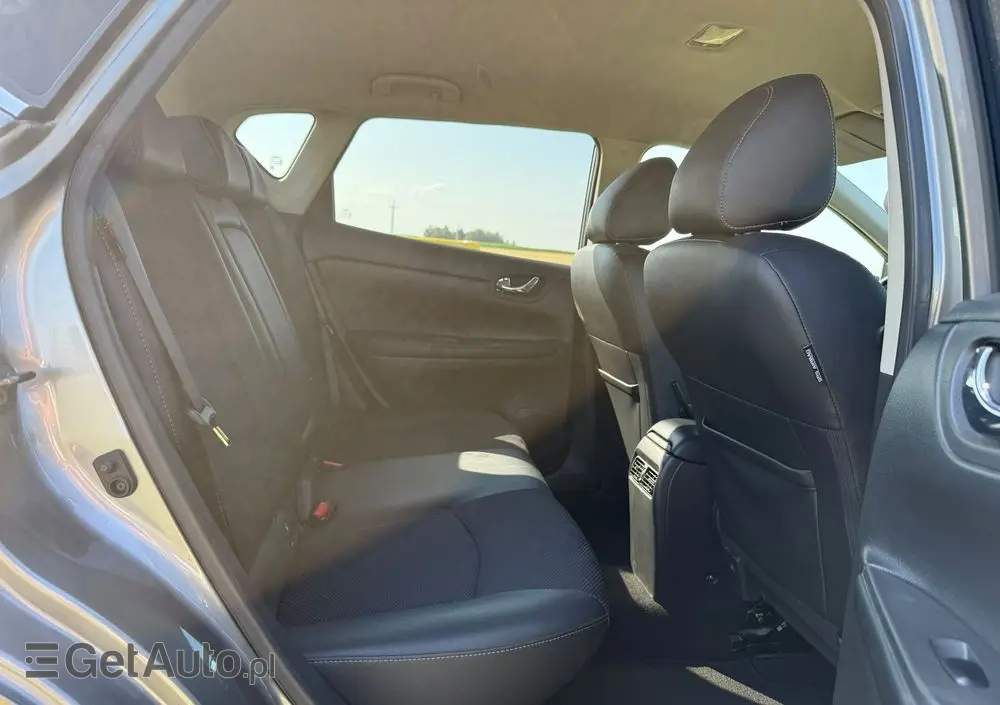 NISSAN Pulsar 1.2 DIG-T Black Edition