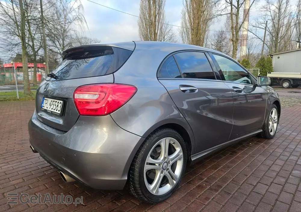 MERCEDES-BENZ Klasa A 200 (BlueEFFICIENCY) Urban