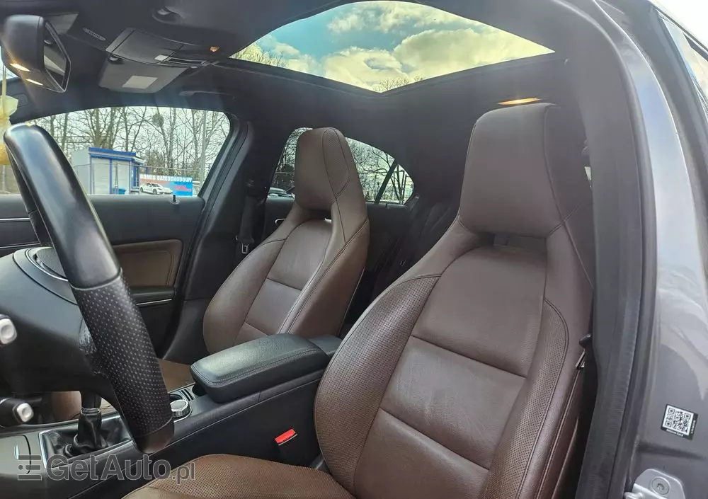 MERCEDES-BENZ Klasa A 200 (BlueEFFICIENCY) Urban