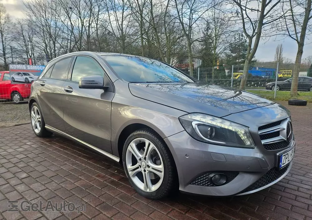 MERCEDES-BENZ Klasa A 200 (BlueEFFICIENCY) Urban