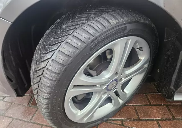 MERCEDES-BENZ Klasa A 200 (BlueEFFICIENCY) Urban