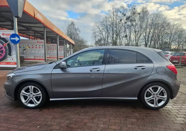 MERCEDES-BENZ Klasa A 200 (BlueEFFICIENCY) Urban