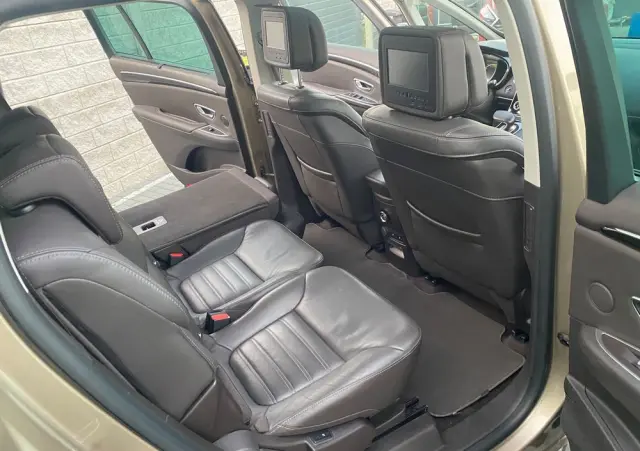 RENAULT Espace 1.6 dCi Energy Initiale Paris EDC 7os