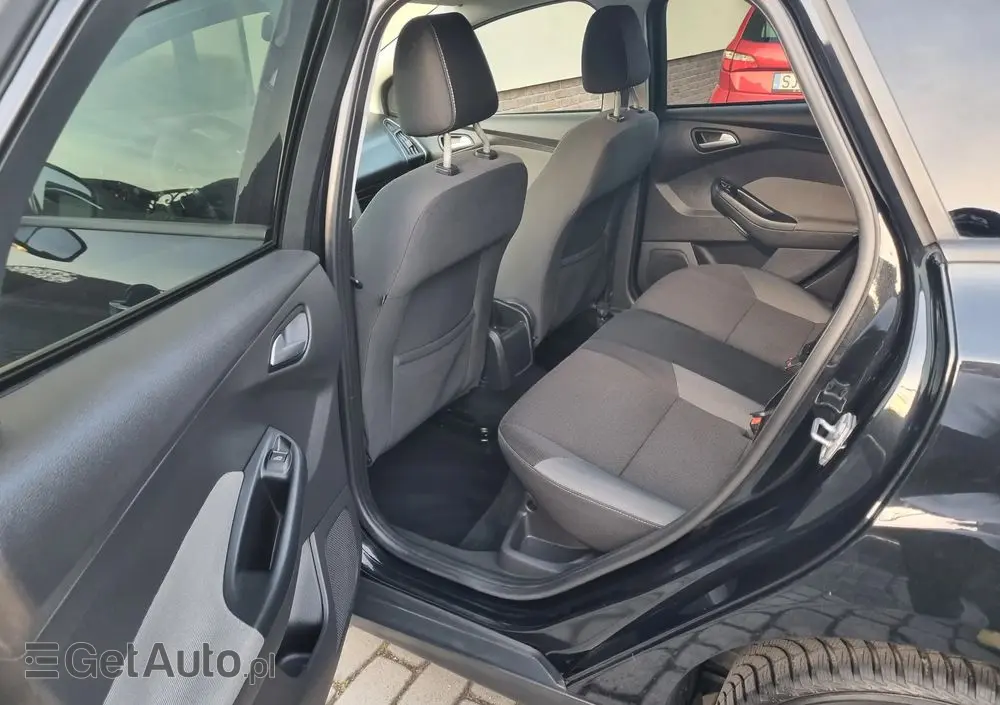 FORD Focus 1.0 EcoBoost Start-Stopp-System Business Edition