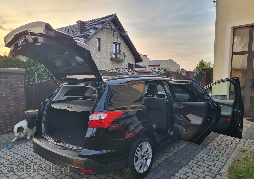 FORD Focus 1.0 EcoBoost Start-Stopp-System Business Edition