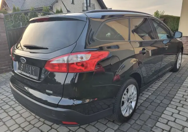 FORD Focus 1.0 EcoBoost Start-Stopp-System Business Edition