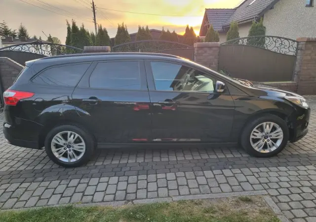 FORD Focus 1.0 EcoBoost Start-Stopp-System Business Edition