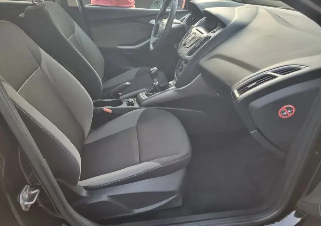 FORD Focus 1.0 EcoBoost Start-Stopp-System Business Edition