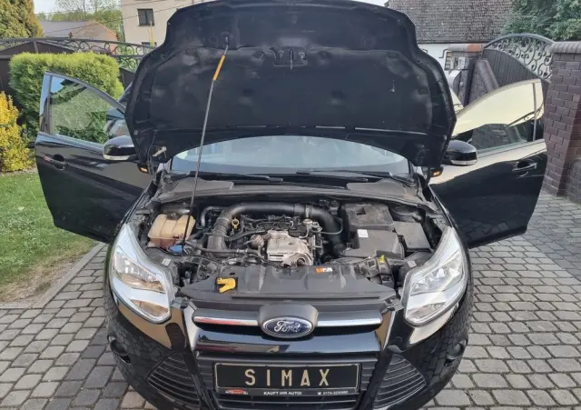 FORD Focus 1.0 EcoBoost Start-Stopp-System Business Edition