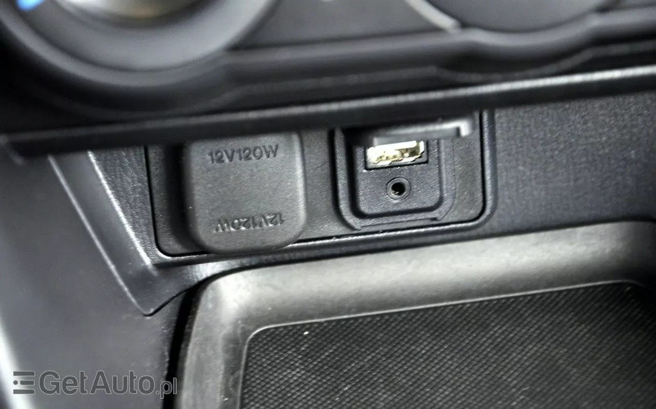 MAZDA 3 1.5 Skyenergy