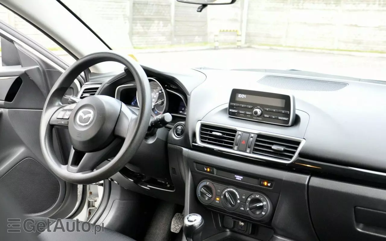 MAZDA 3 1.5 Skyenergy