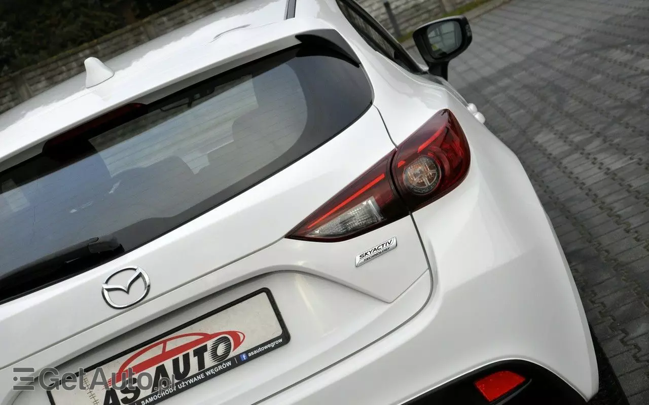 MAZDA 3 1.5 Skyenergy