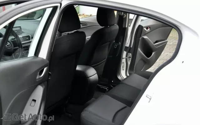 MAZDA 3 1.5 Skyenergy