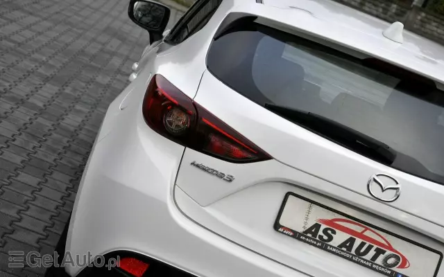 MAZDA 3 1.5 Skyenergy