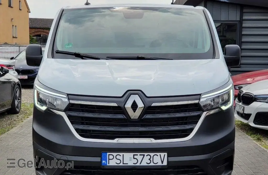 RENAULT Trafic 