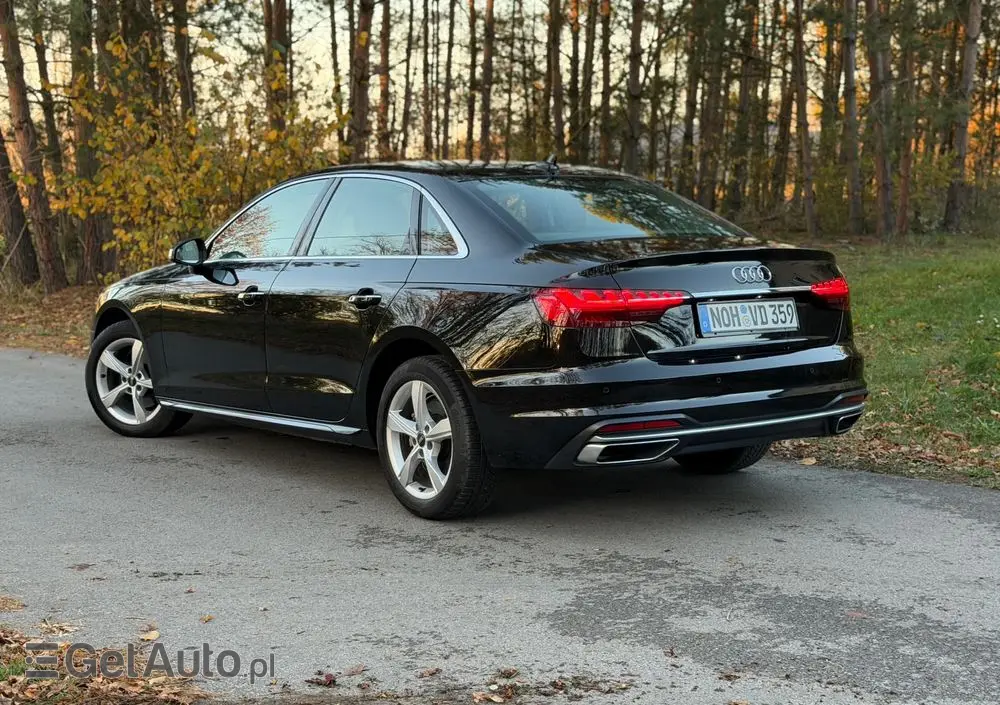 AUDI A4 Limousine 