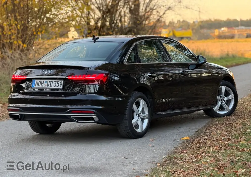AUDI A4 Limousine 