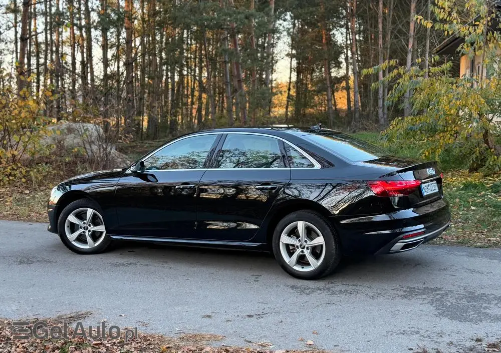 AUDI A4 Limousine 