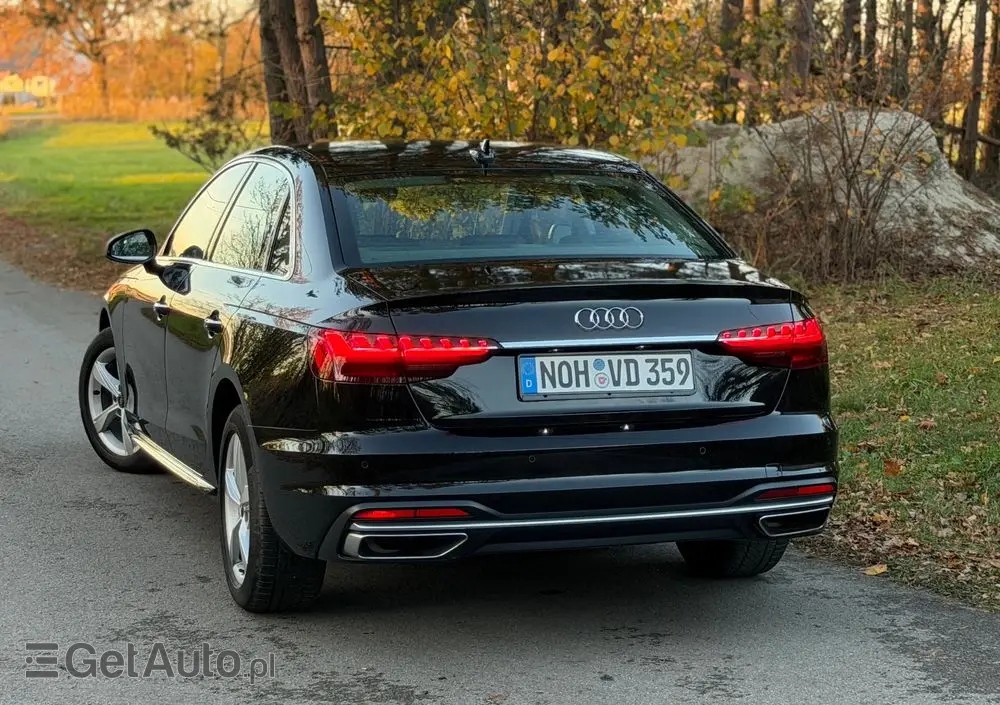 AUDI A4 Limousine 
