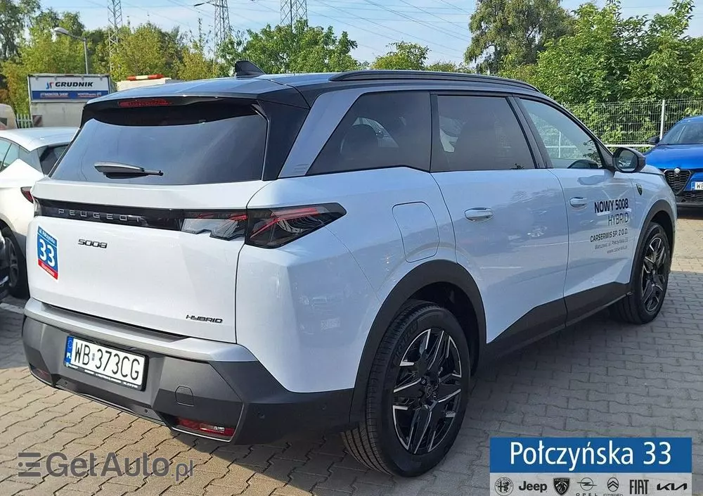 PEUGEOT 5008 