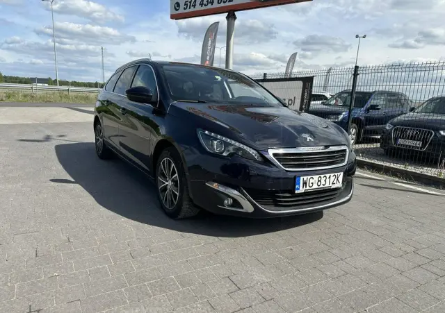 PEUGEOT 308 