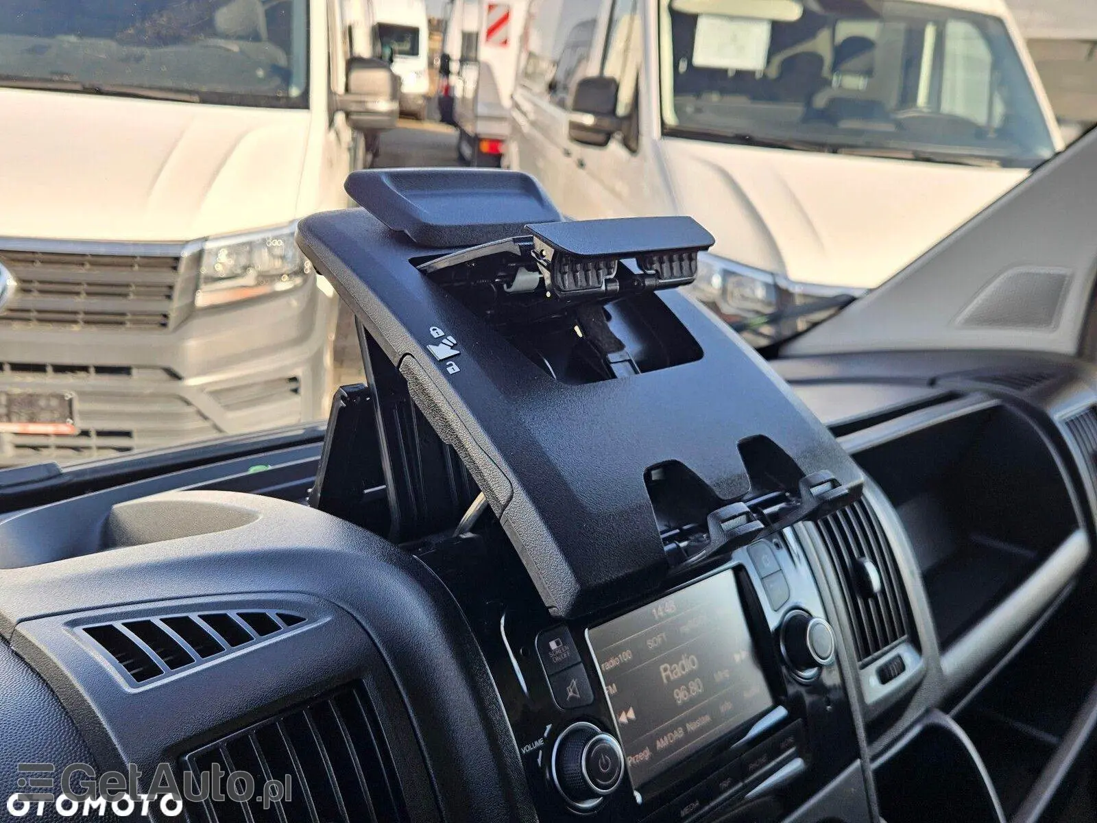 PEUGEOT Boxer L2H2 Grip