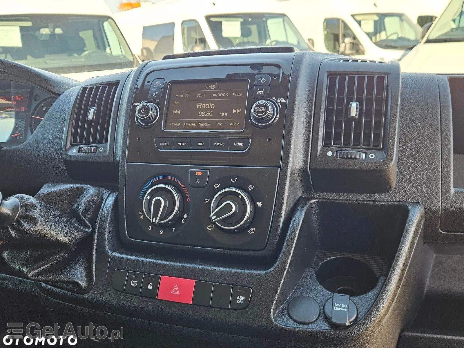 PEUGEOT Boxer L2H2 Grip