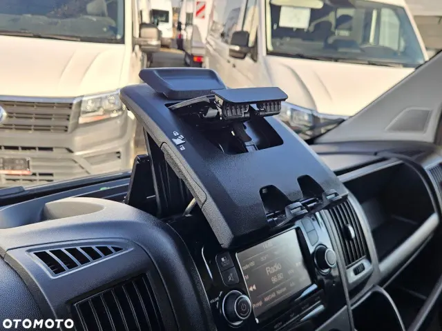 PEUGEOT Boxer L2H2 Grip