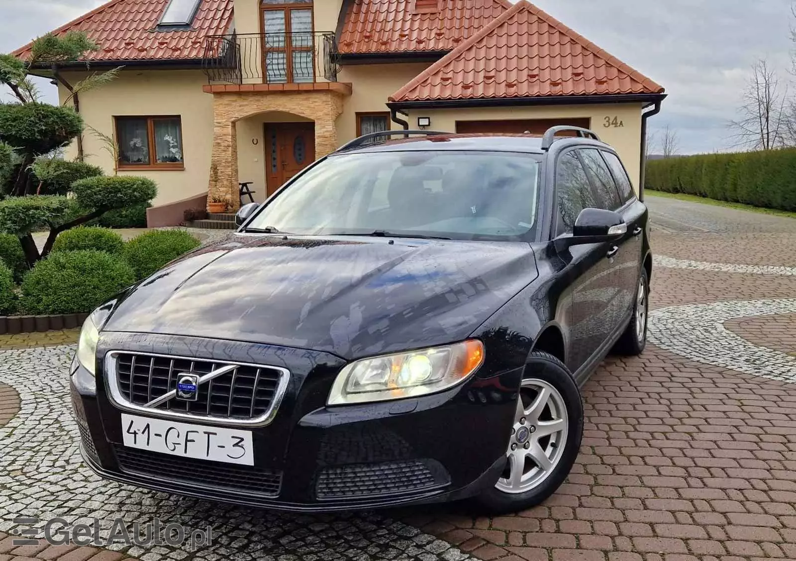 VOLVO V70 