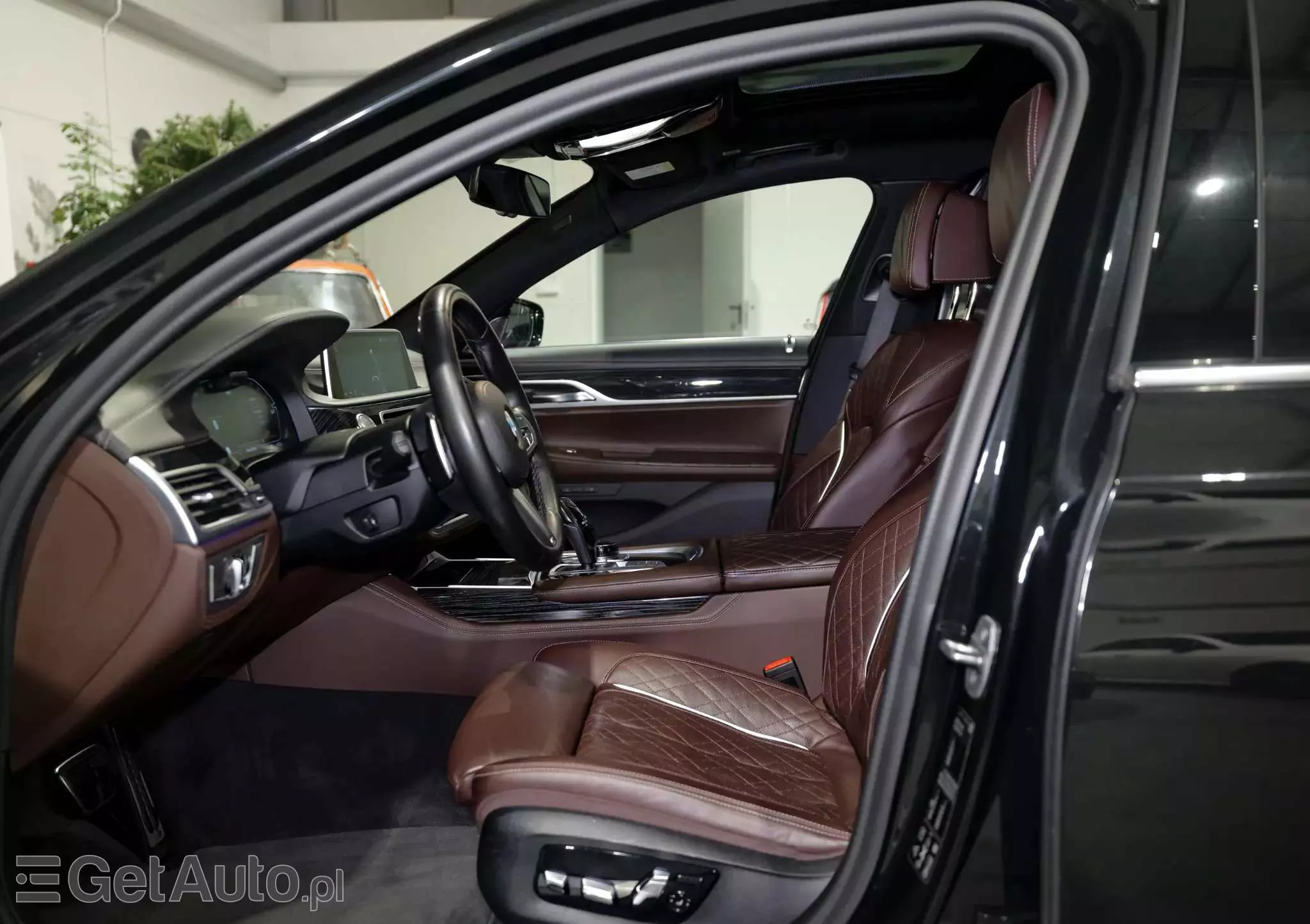 BMW Seria 7 750Li xDrive sport