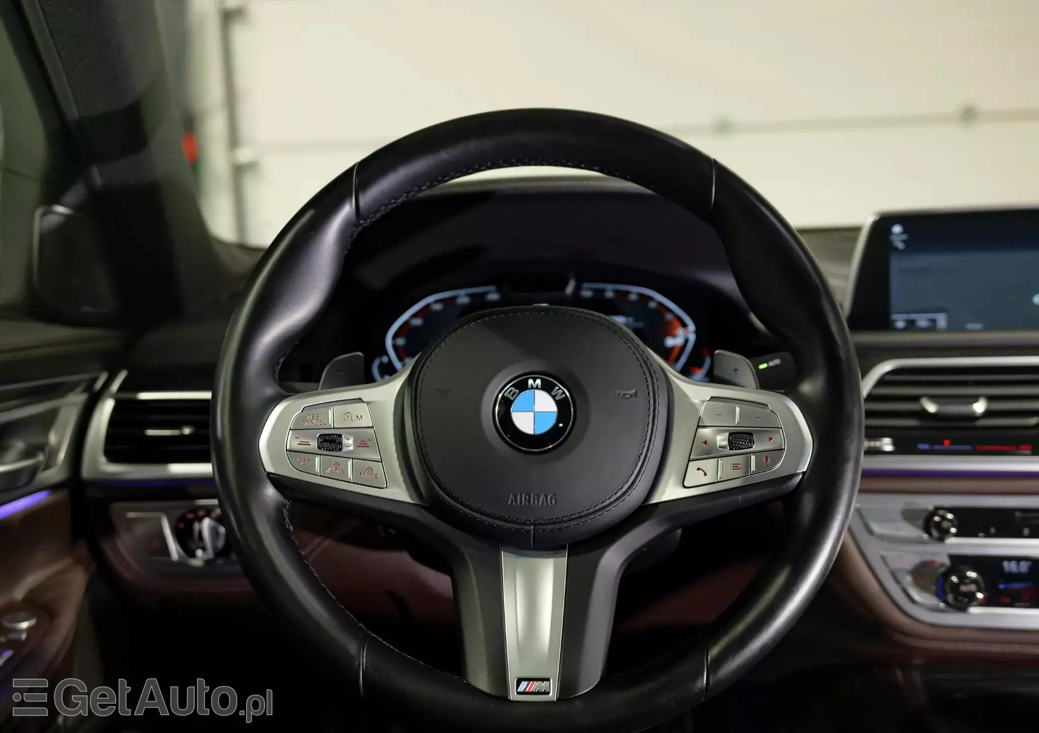 BMW Seria 7 750Li xDrive sport