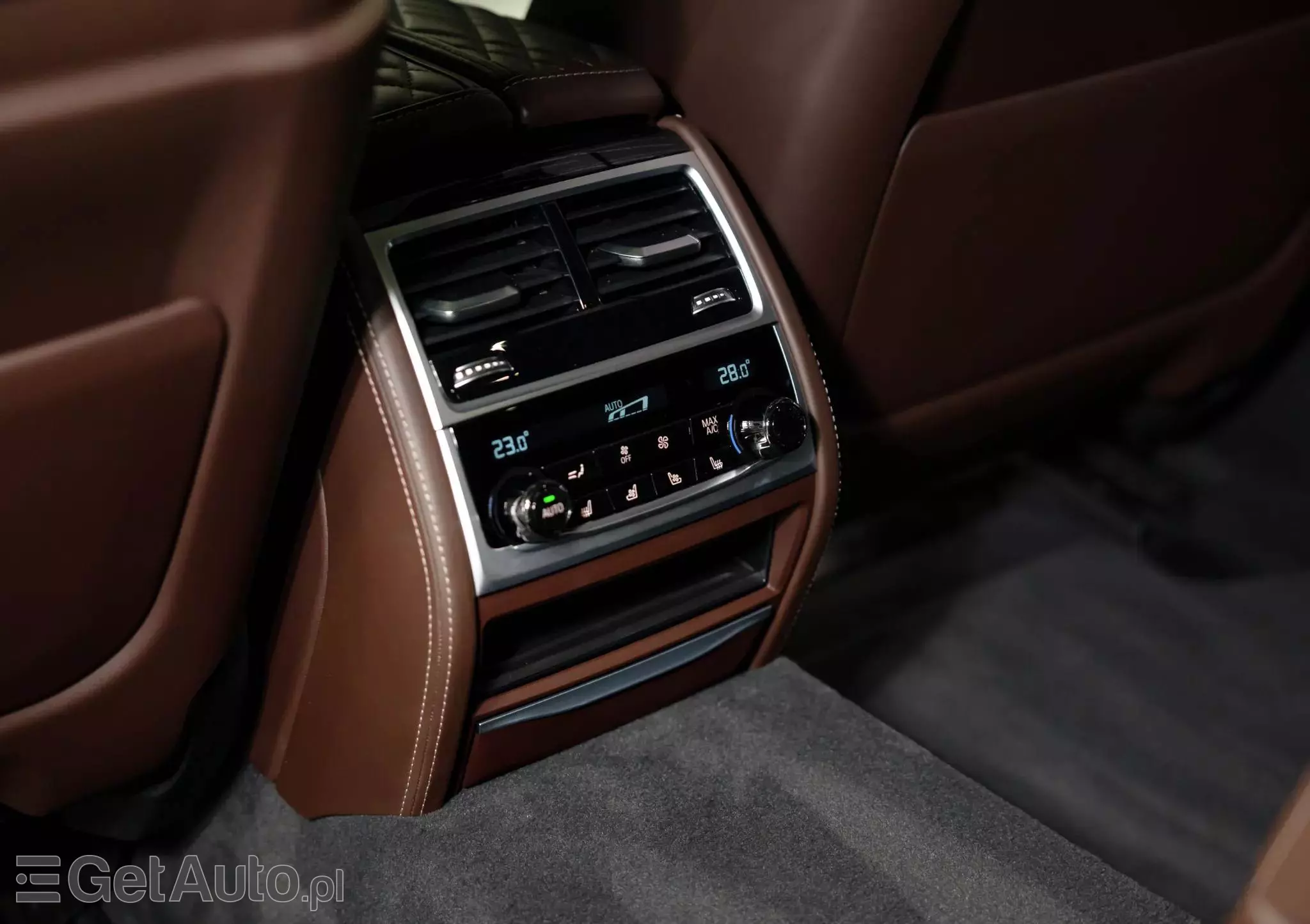 BMW Seria 7 750Li xDrive sport