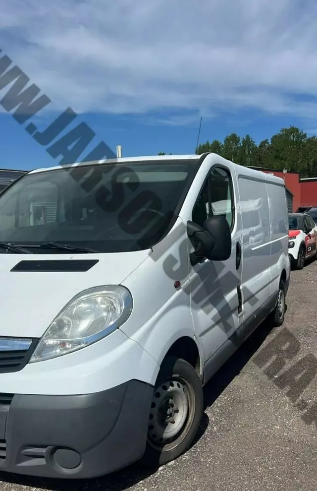 OPEL Vivaro 