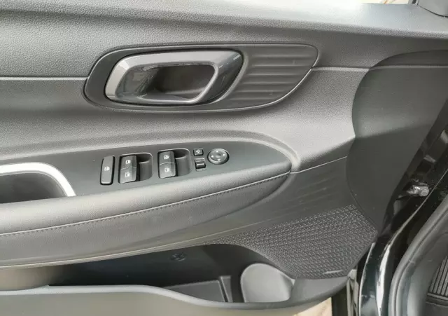 HYUNDAI I20 1.0 T-GDI 48V-Hybrid Intro