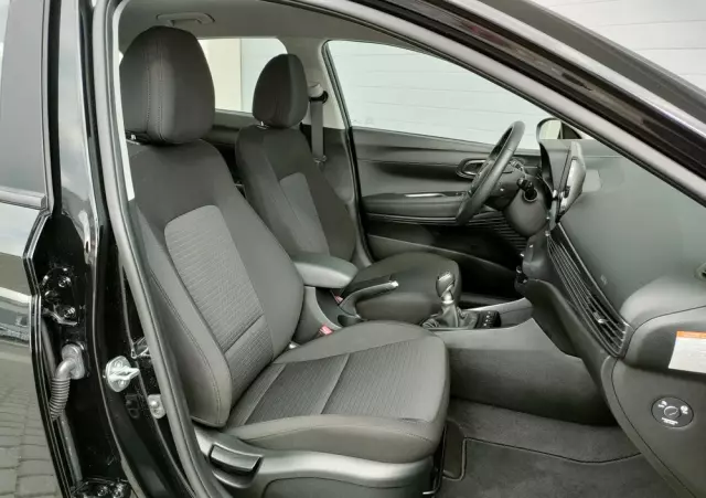 HYUNDAI I20 1.0 T-GDI 48V-Hybrid Intro