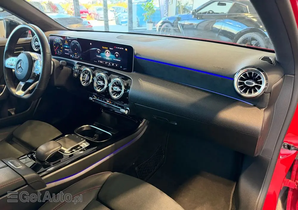 MERCEDES-BENZ Klasa A 180 7G-DCT AMG Line Advanced Plus
