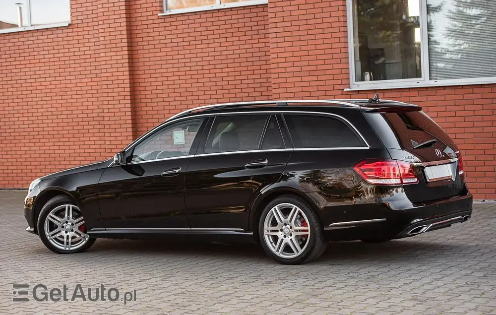 MERCEDES-BENZ Klasa E 350 BlueTEC 4Matic 7G-TRONIC Avantgarde