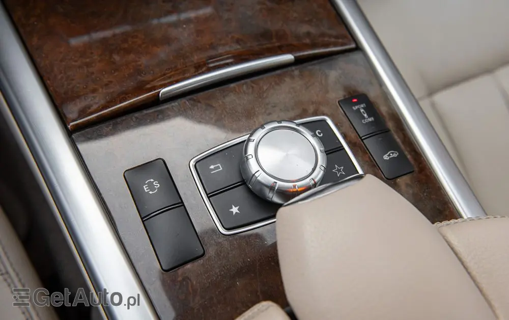 MERCEDES-BENZ Klasa E 350 BlueTEC 4Matic 7G-TRONIC Avantgarde