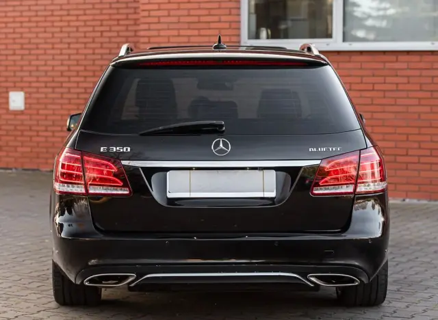 MERCEDES-BENZ Klasa E 350 BlueTEC 4Matic 7G-TRONIC Avantgarde