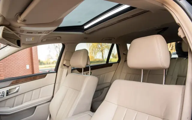 MERCEDES-BENZ Klasa E 350 BlueTEC 4Matic 7G-TRONIC Avantgarde