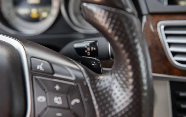 MERCEDES-BENZ Klasa E 350 BlueTEC 4Matic 7G-TRONIC Avantgarde