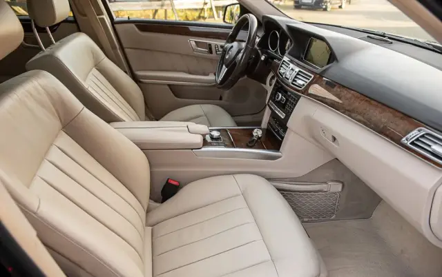 MERCEDES-BENZ Klasa E 350 BlueTEC 4Matic 7G-TRONIC Avantgarde