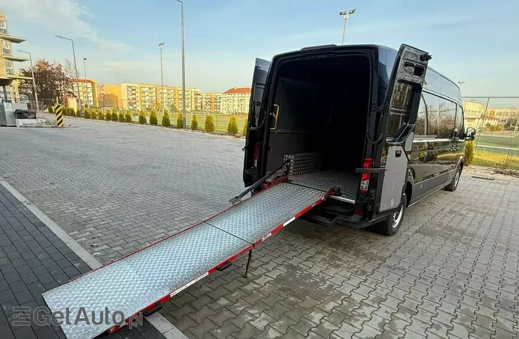 VOLKSWAGEN Crafter 