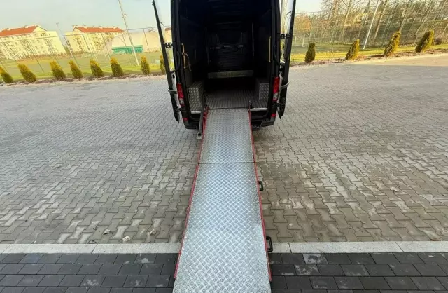 VOLKSWAGEN Crafter 