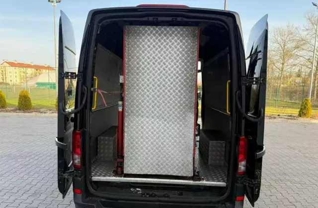 VOLKSWAGEN Crafter 