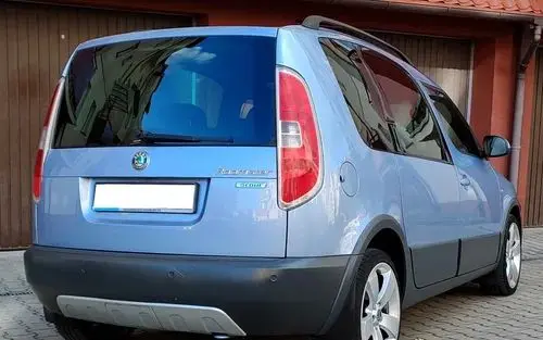 SKODA Roomster 
