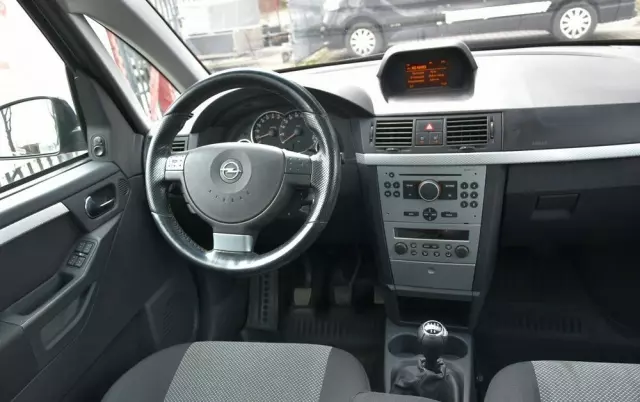 OPEL Meriva 1.8 Cosmo