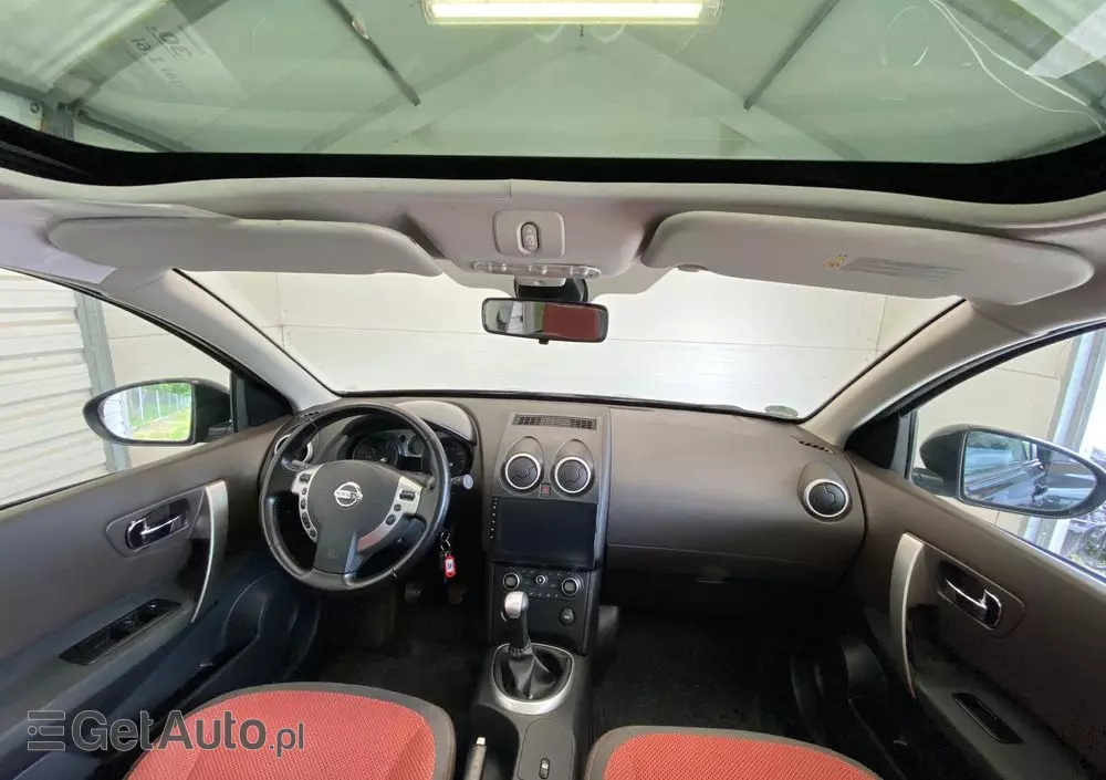 NISSAN Qashqai 1.6 Tekna