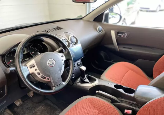 NISSAN Qashqai 1.6 Tekna